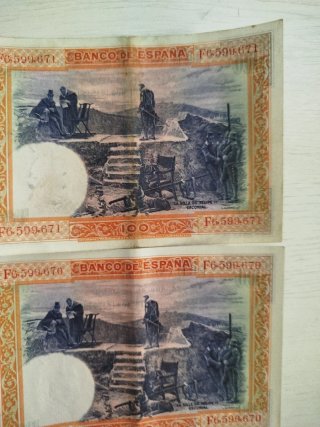 2 Billetes 100 Pesetas Banco de España Serie Corre
