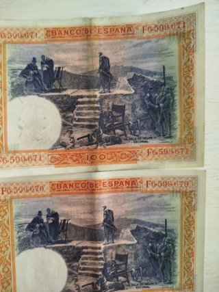 2 Billetes 100 Pesetas Banco de España Serie Corre