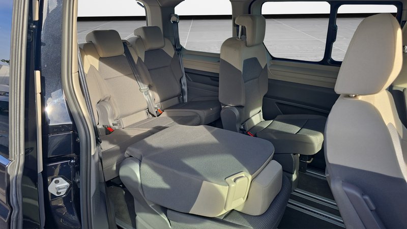 Volkswagen Multivan 2025, foto 13