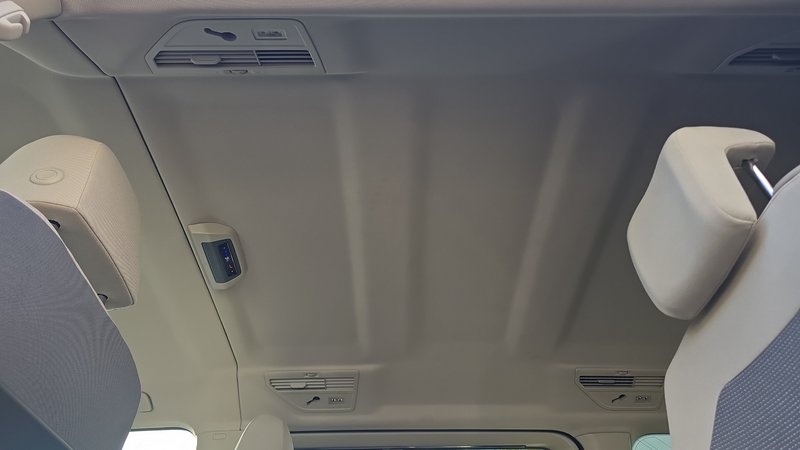 Volkswagen Multivan 2025, foto 15