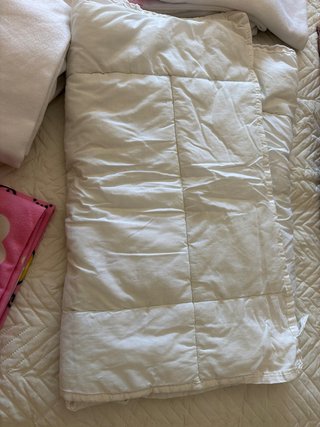 Cuna de bebé madera con osito