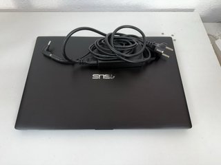 ASUS P2520L i7 8GB RAM 120GB SSD