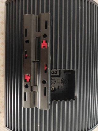 Altavoces Bang & Olufsen BeoLab 4000.