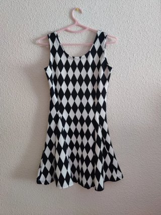 Vestido vintage rombos blanco y negro
