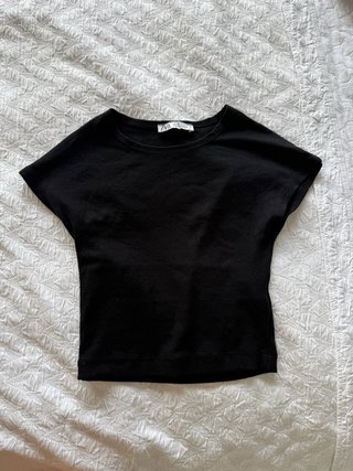 Camiseta negra manga corta