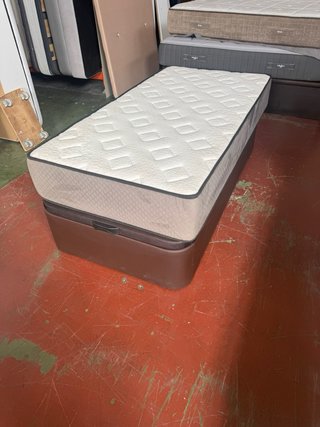 Canapé tapizado polipiel 90x180+COLCHON VUSCO