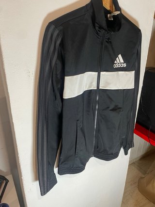 Sudadera Adidas Negra y Blanca