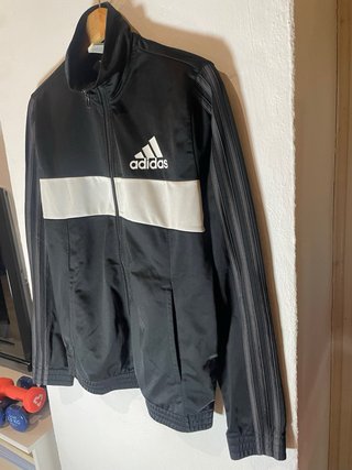 Sudadera Adidas Negra y Blanca