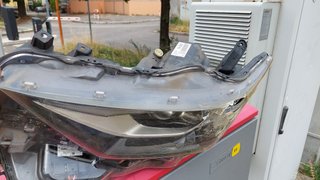 Faro LED Toyota Auris 2015+ Sinistro (8117002K60)