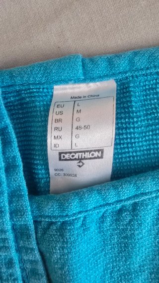 Lote Bañador Arena Powerskin + Poncho