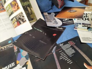 Lote Catálogos Guitarras Fender Gibson Varios