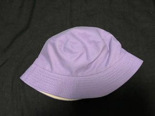 Gorro Pescador Reversible Lila y Beige