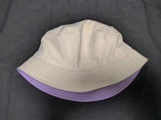 Gorro Pescador Reversible Lila y Beige