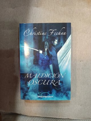 Maldicion Oscura