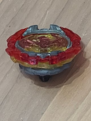 Beyblade con Lanzador