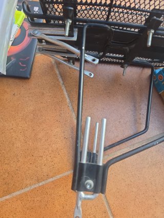 Cesta de bicicleta trasera, de malla negra BTWIN