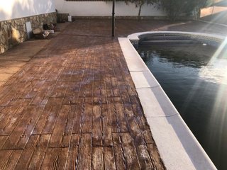 Soleras de hormigón imitación madera