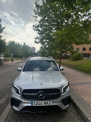 Mercedes-Benz GLB (X247) 2023 200d 4 matic