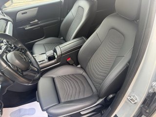 Mercedes-Benz GLB (X247) 2023 200d 4 matic