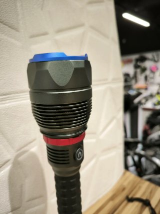Linterna EDM 18.000 Lúmenes