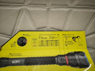 Linterna EDM 18.000 Lúmenes
