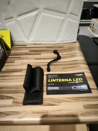 Linterna EDM 18.000 Lúmenes