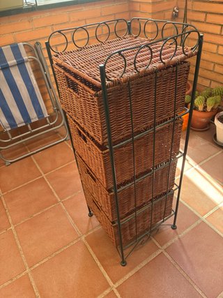 Cajonera Mimbre y Metal Negra