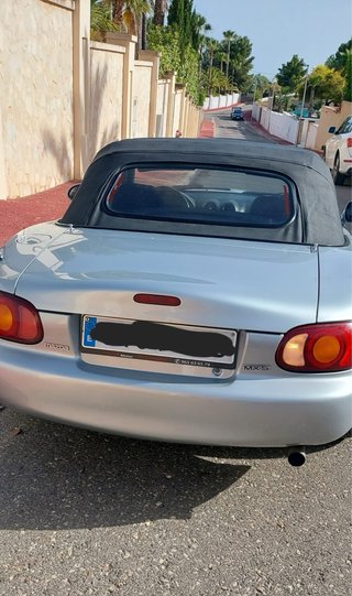 Mazda MX-5 1999