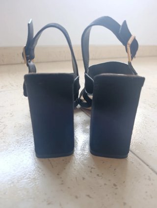 Sandalias tacón Marypaz negras talla 38