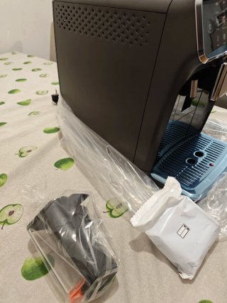 Cafetera Philips 5500 LatteGo Negra