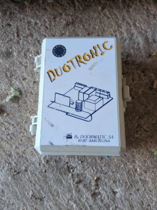 Eje puerta enrrollable