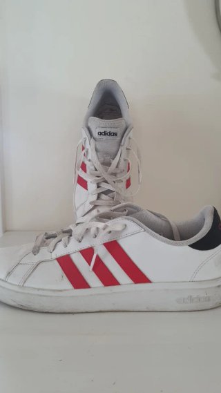 Zapatillas Adidas Hombre Blancas y Rojas