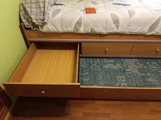 Dormitorio juvenil con cajones