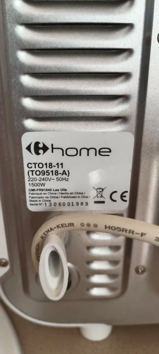 Horno eléctrico pequeño blanco