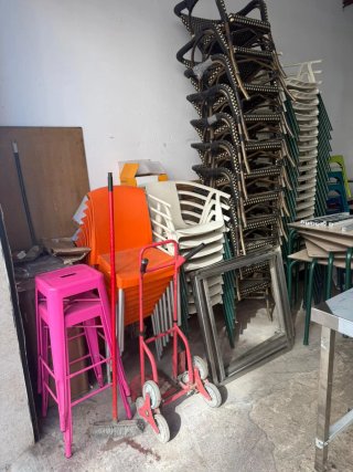 Lote de Sillas Apilables