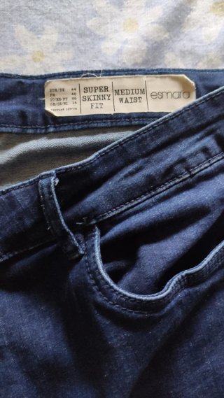 Pantalón vaquero pirata azul