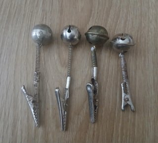 4 Cascabeles de Pesca con Pinza