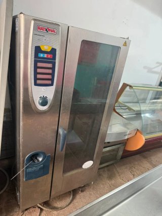 Horno Rational SelfCooking Center