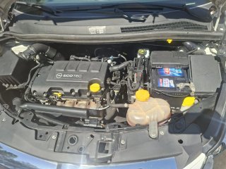 Coche Opel Corsa