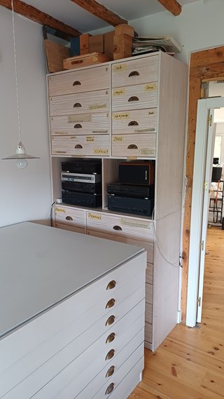 Cajonera grande de madera