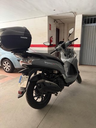 Moto 125cc Gris Scooter Nueva 680km SYM