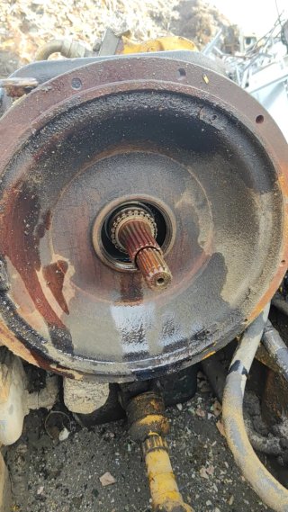 Se vende motor Perkins y piezas para maquinas