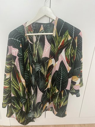 Kimono EMERY ROSE estampado hojas S