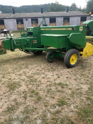 Empacadora John Deere 348
