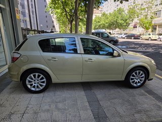 Opel Astra automatico 79000 kms