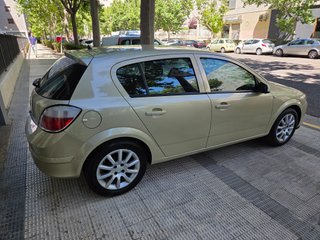 Opel Astra automatico 79000 kms