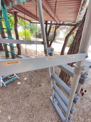 Escalera Piscina 4 Peldaños Metal/Plástico
