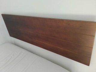 Cabecero de cama de madera