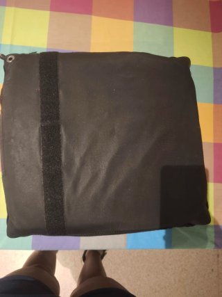Cojin antiescaras para silla de ruedas.