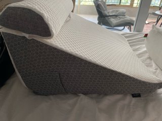 Cojín Ortopédico SLIGUY Triangular